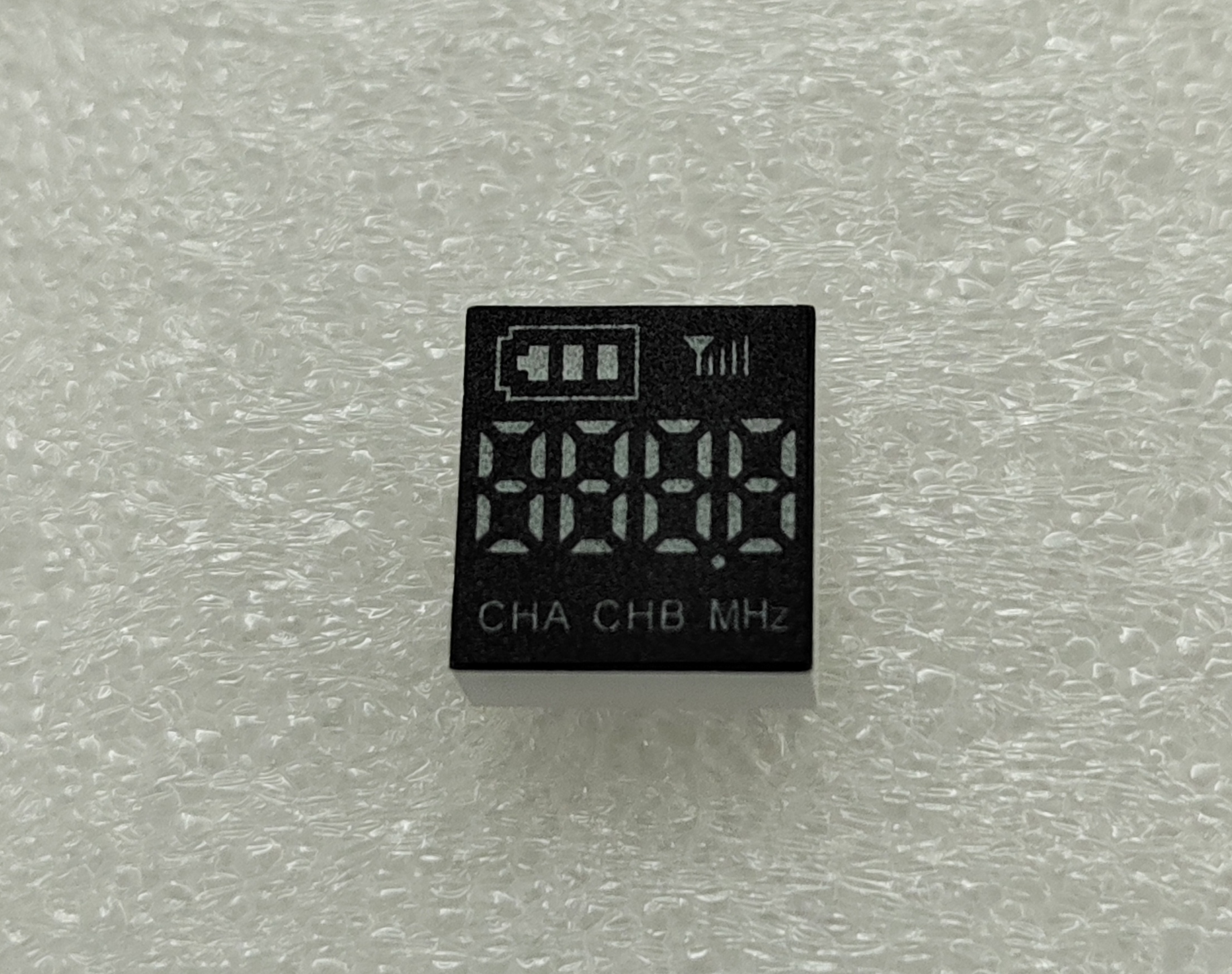 5G顯示四位八黃光數碼管7PIN